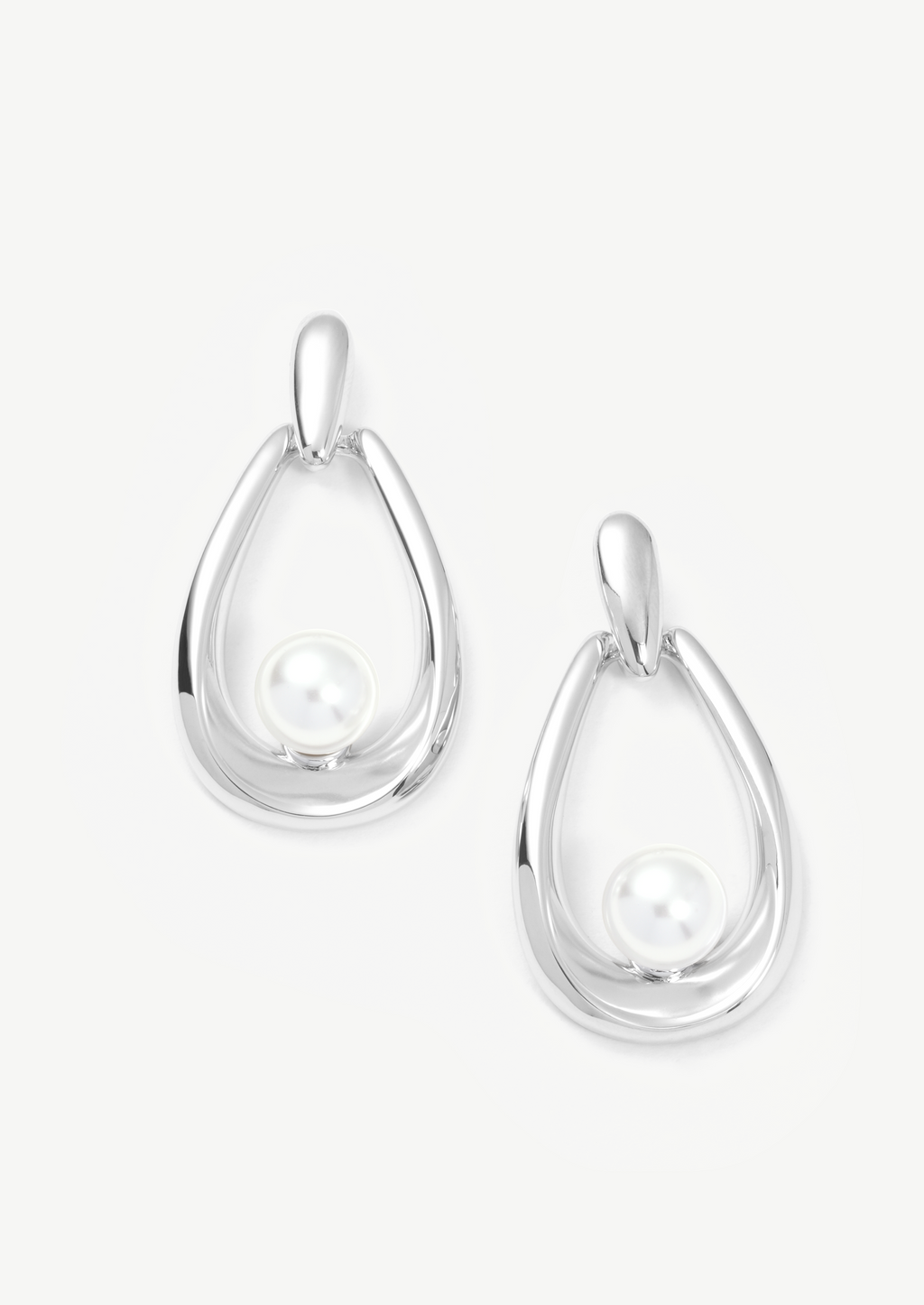 Droplet Pearl Drop Earrings