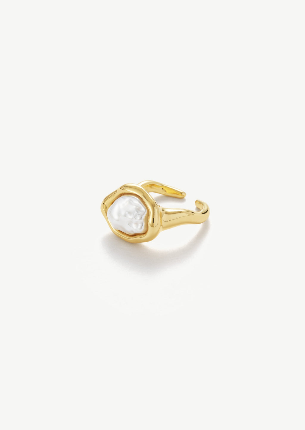 Irregular Pearl Ring