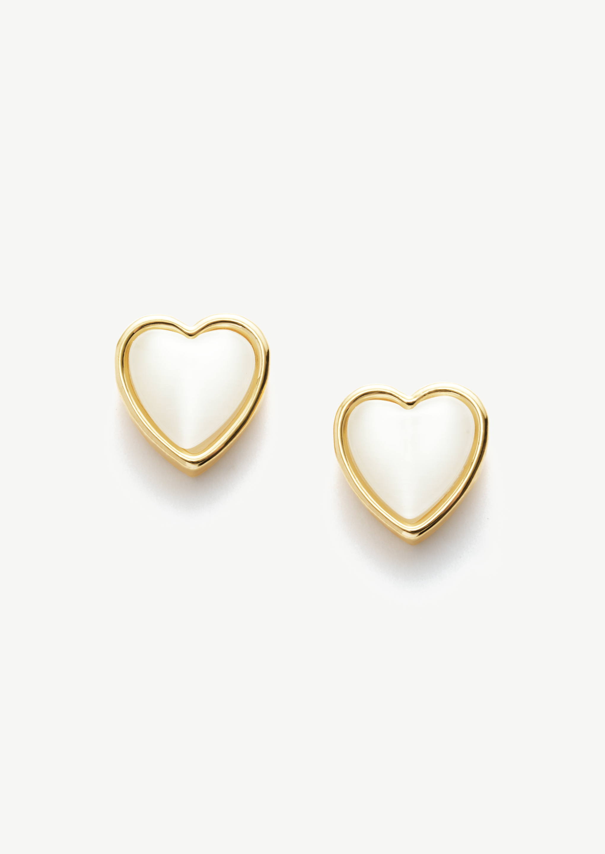 Cat's Eye Heart Stud Earrings