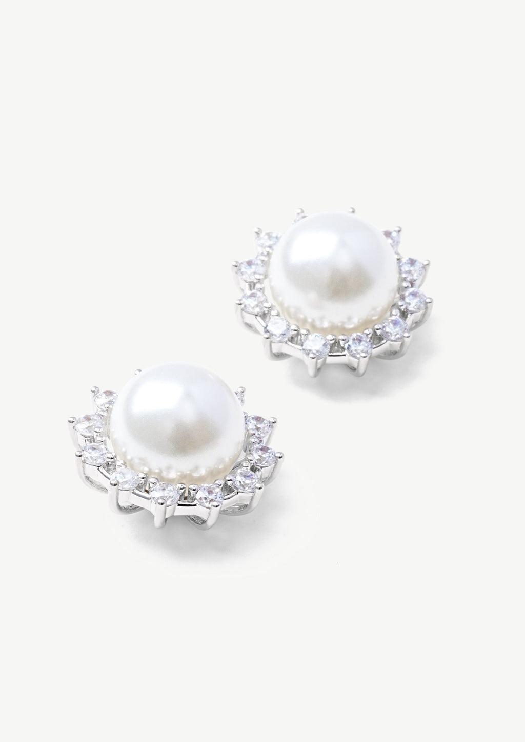 Bloom Pearl Stud Earrings