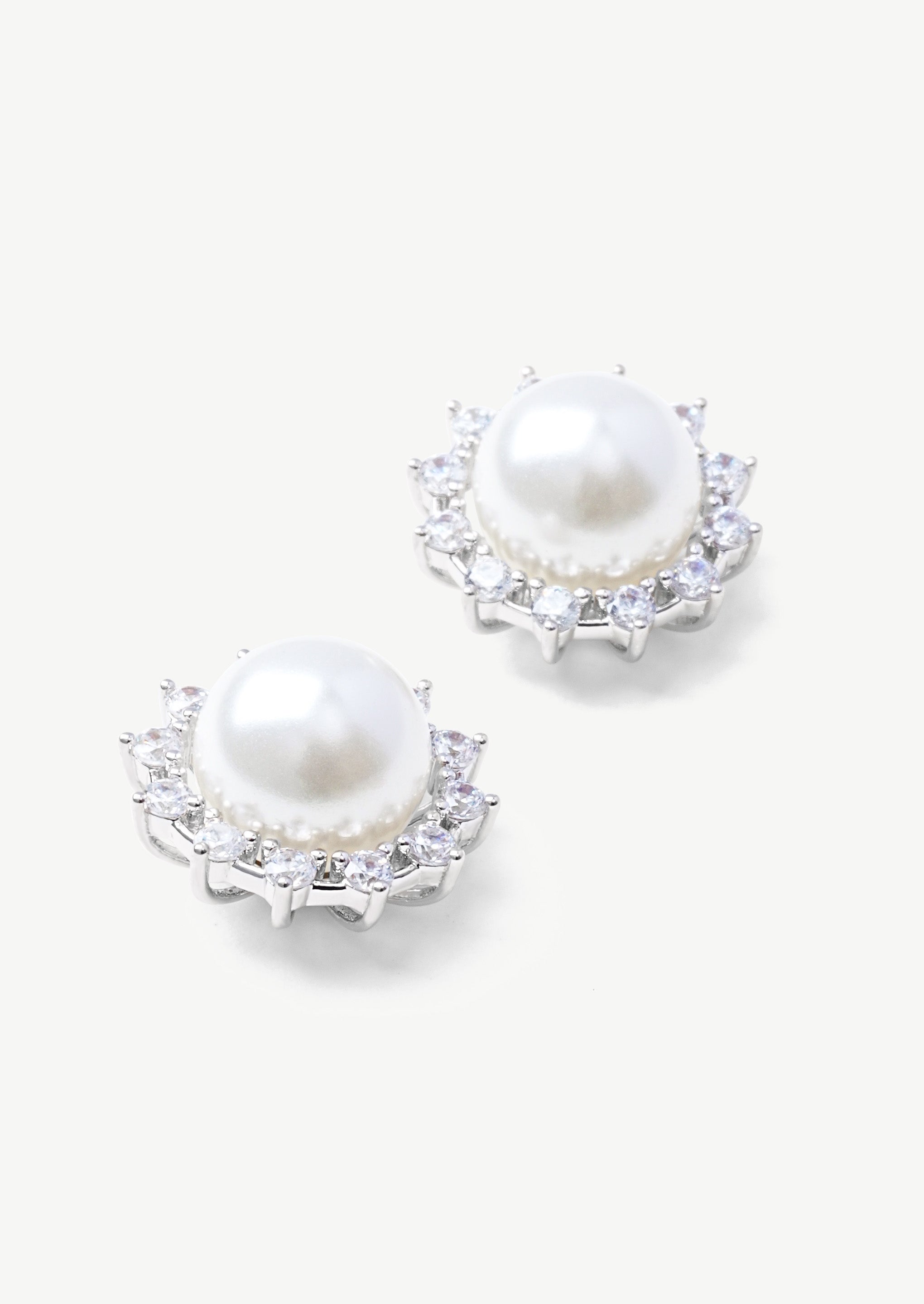 Bloom Pearl Stud Earrings