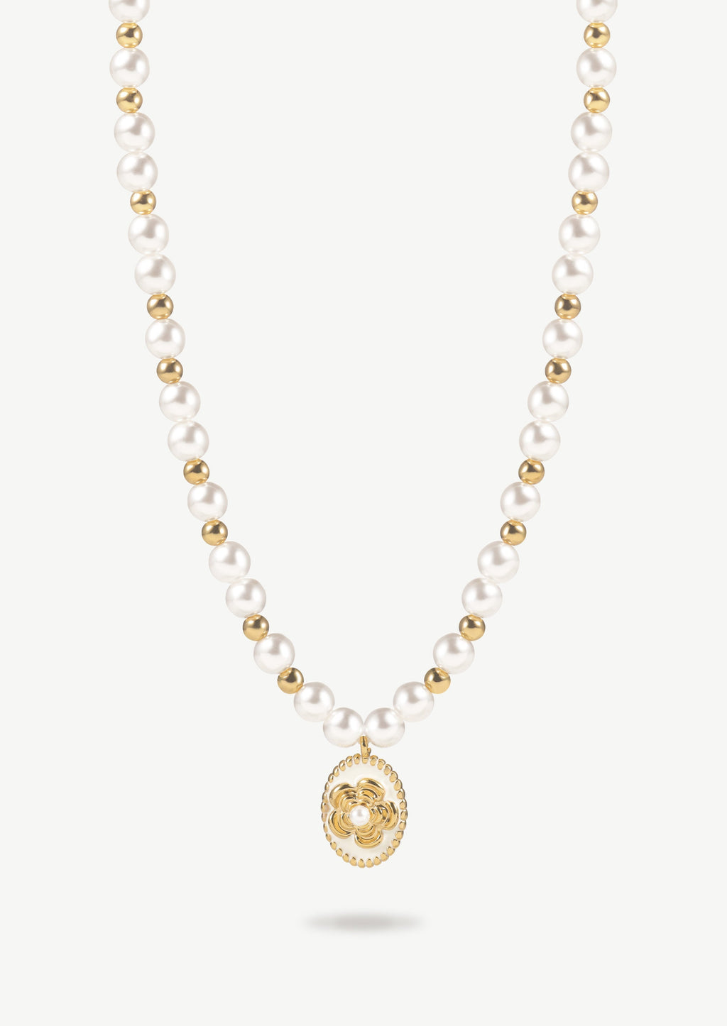 Flower Pearl Pendant Necklace