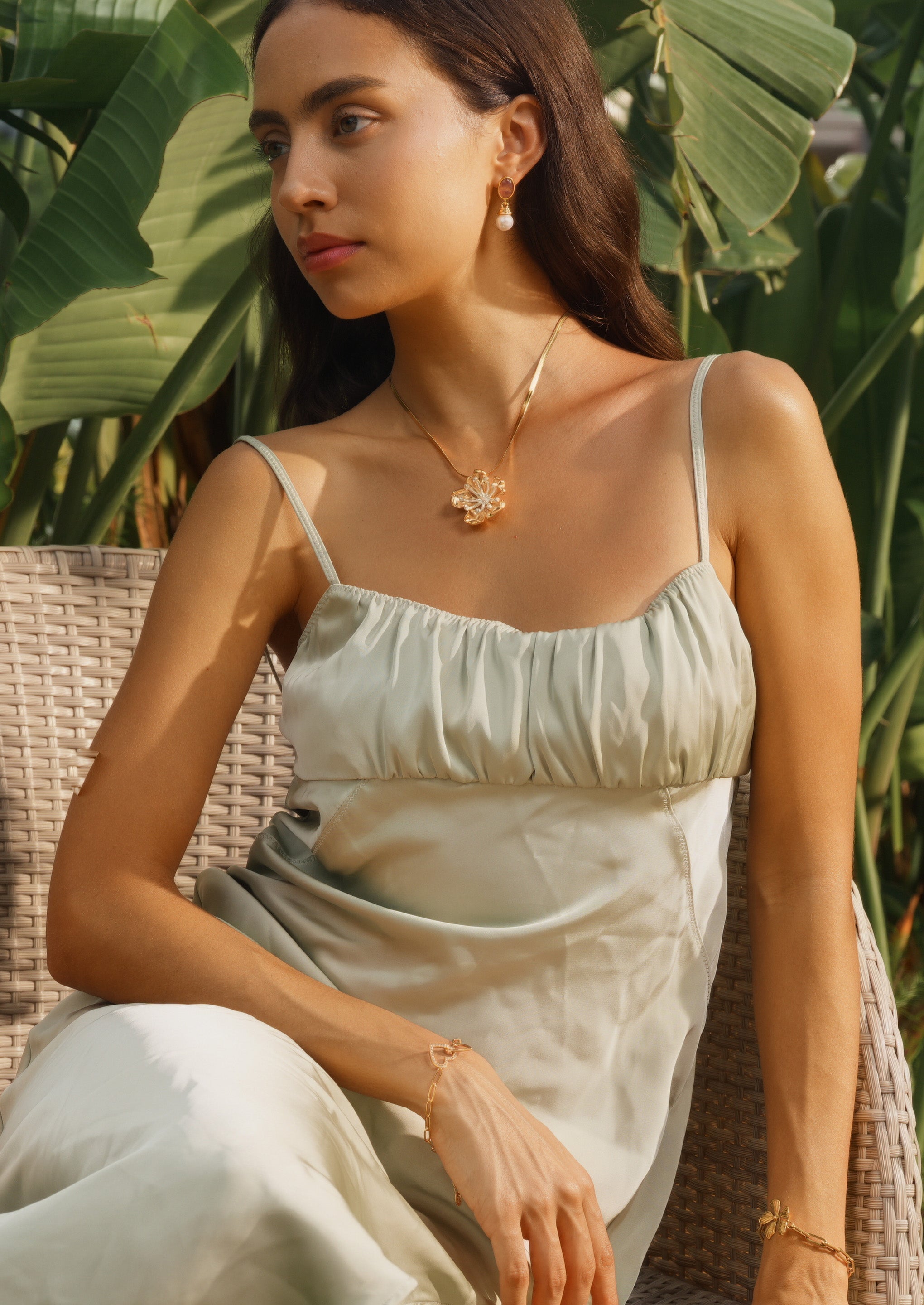 Bloom Flower Pendant Necklace