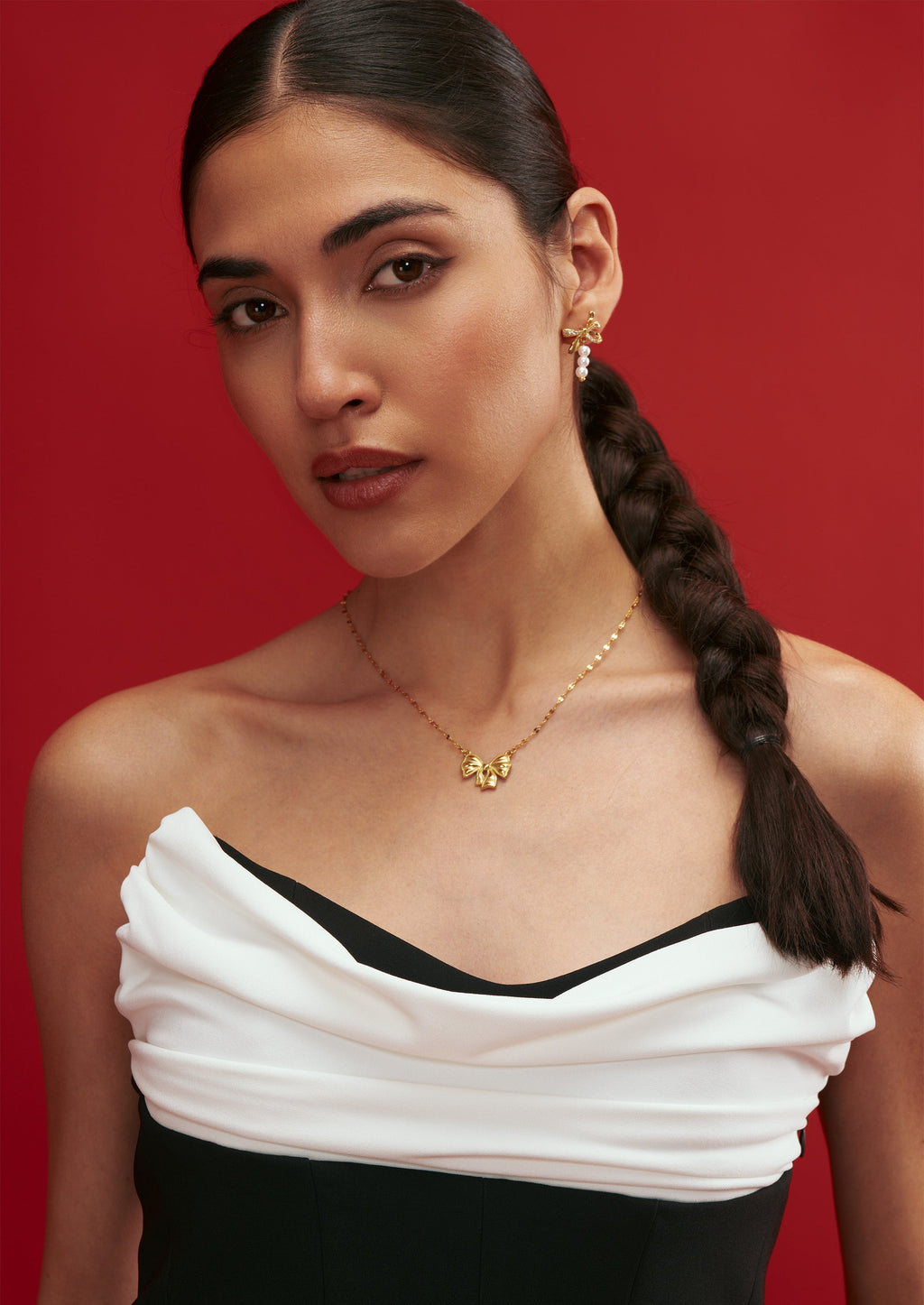 Bow Pendant Chain Necklace