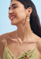 Flower Pearl Pendant Necklace