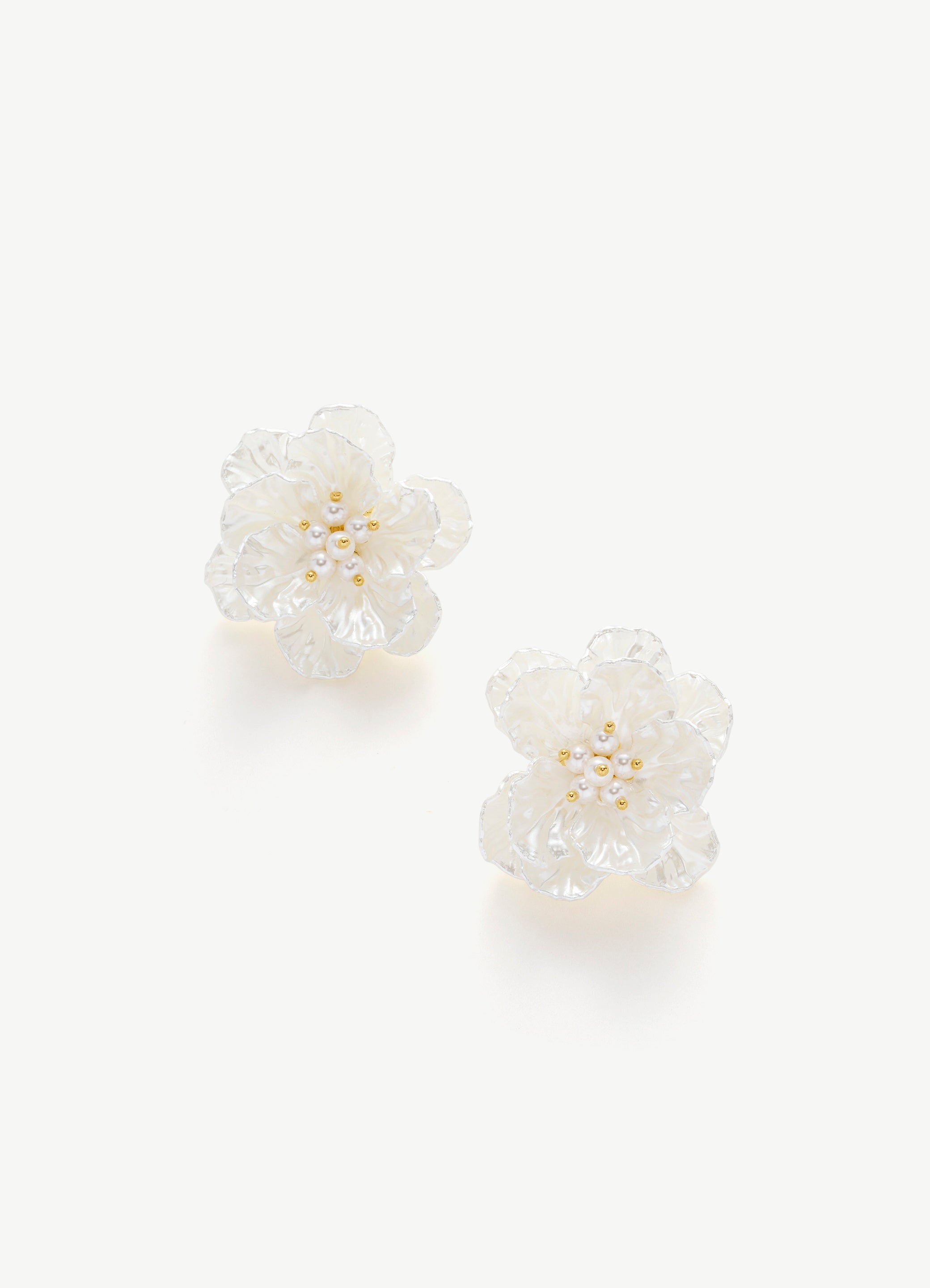 Petal Pearl Flower Earrings