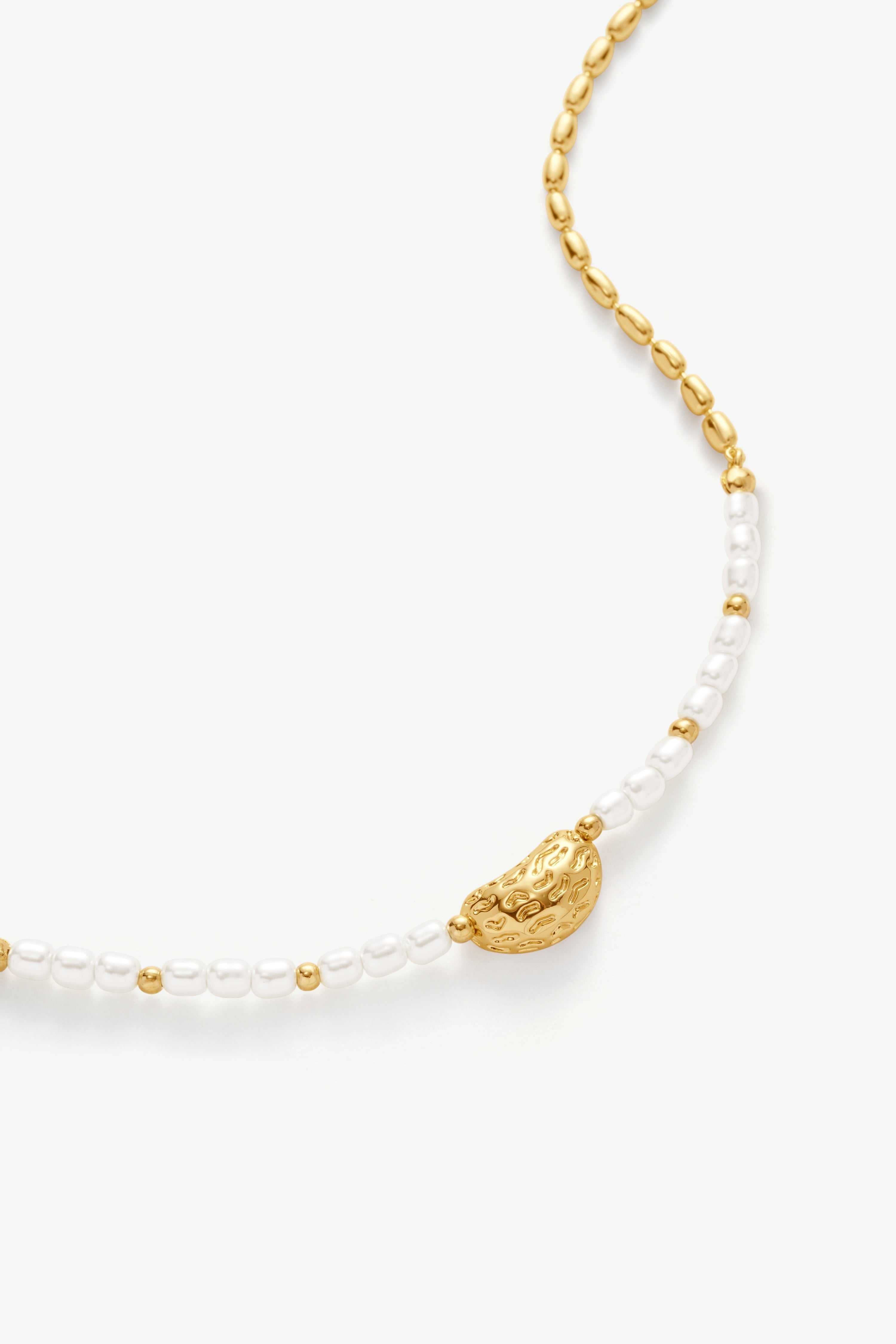 Elegant Pearl Gold Necklace