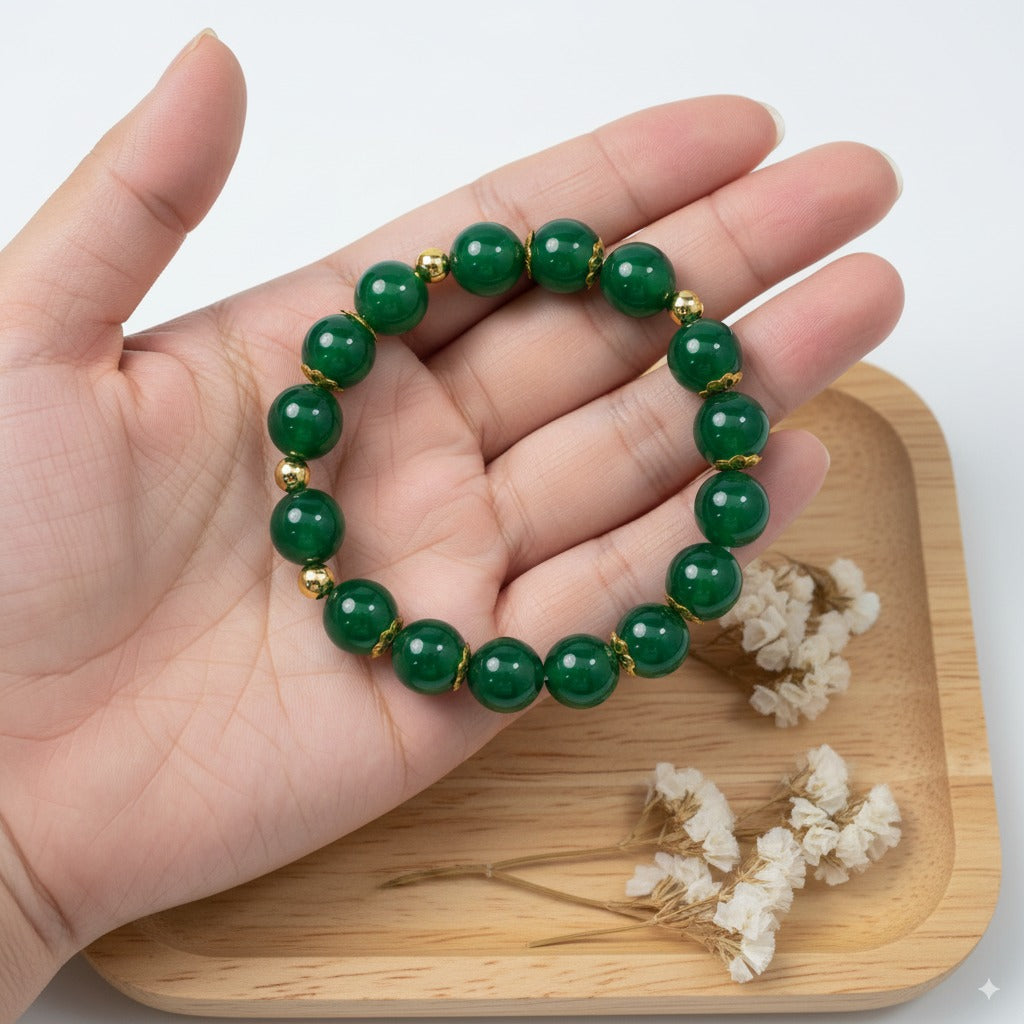 Green chalcedony round beads