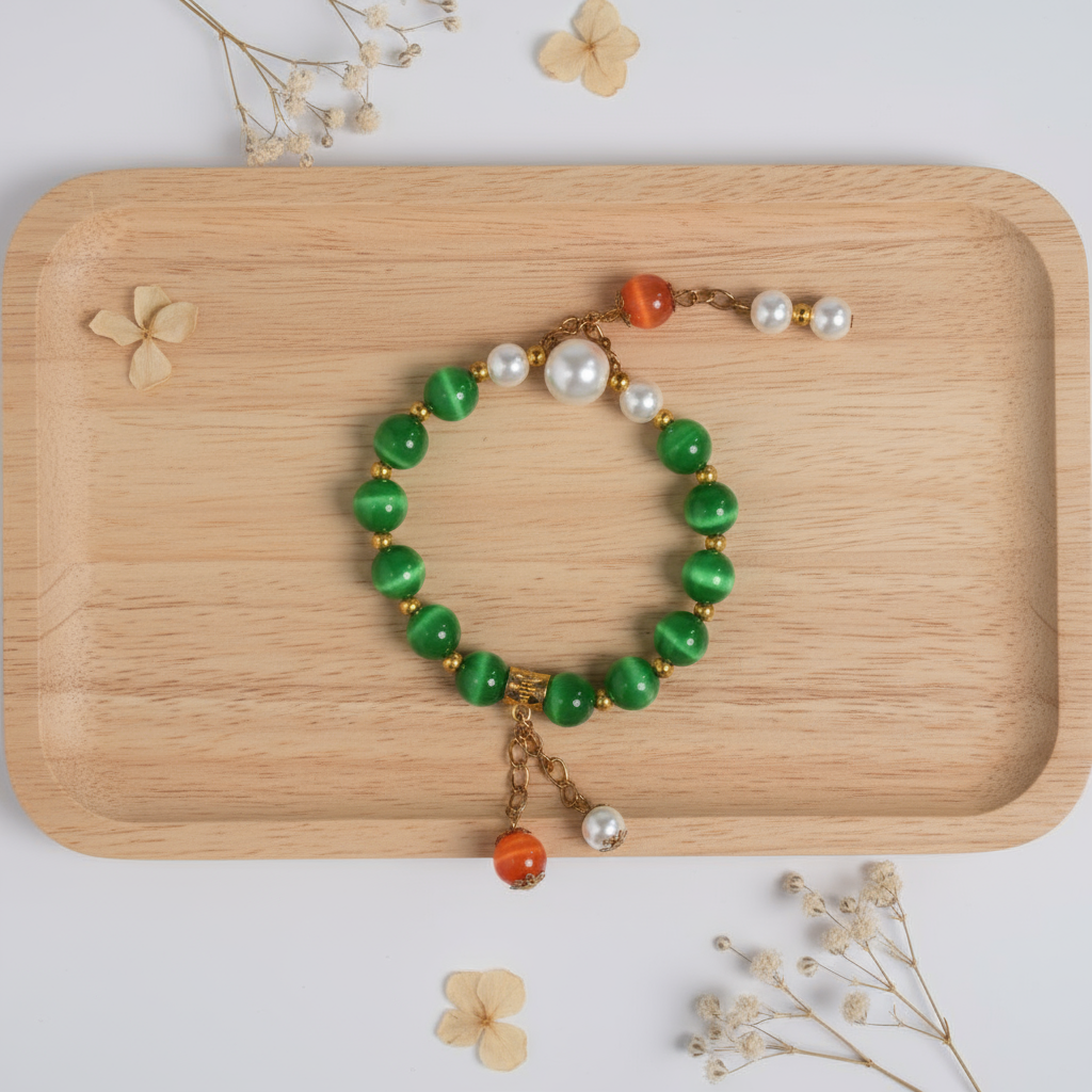 Green cat's eye stone & red agate & pearl