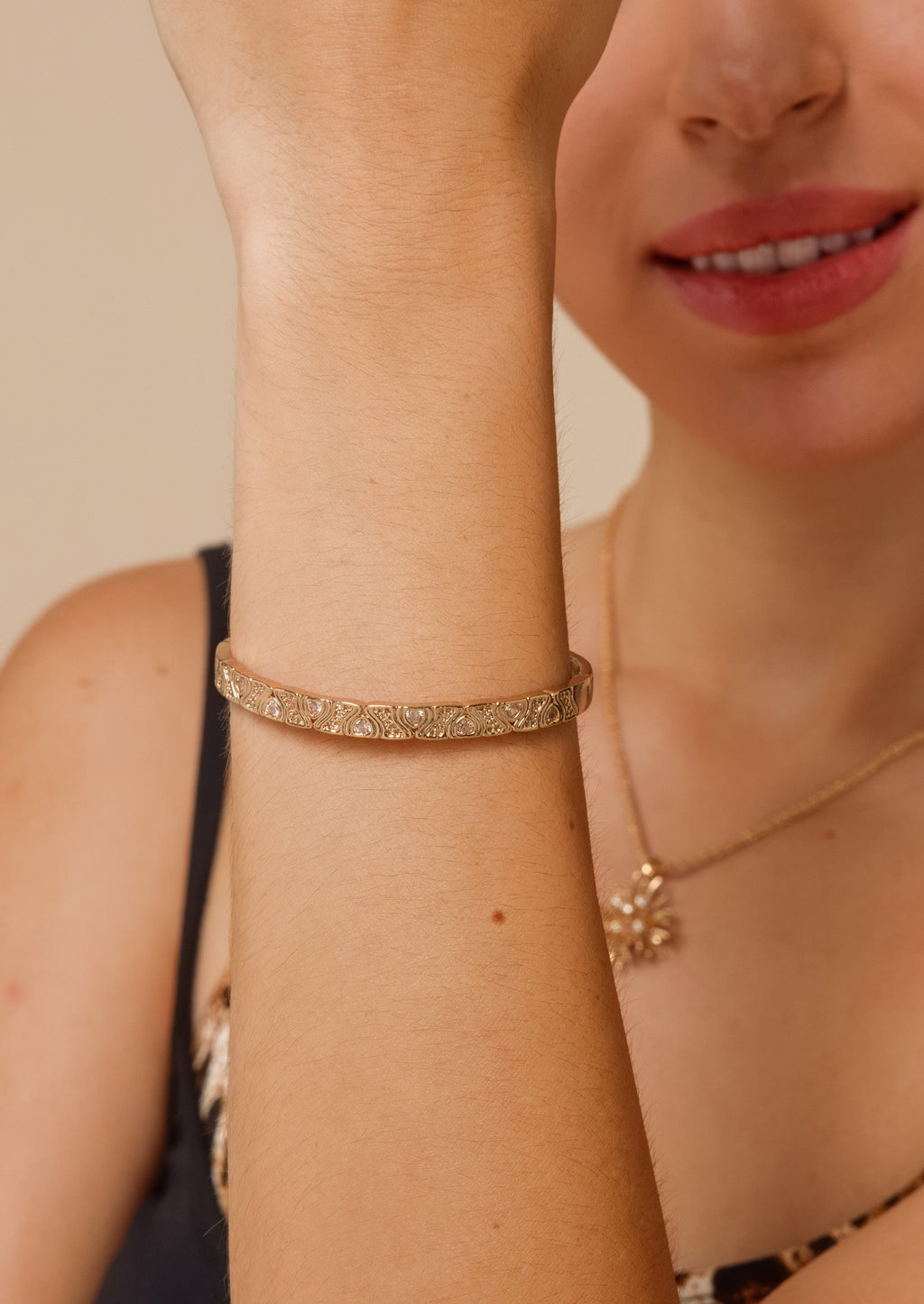 Vintage Wave Bangle Bracelet